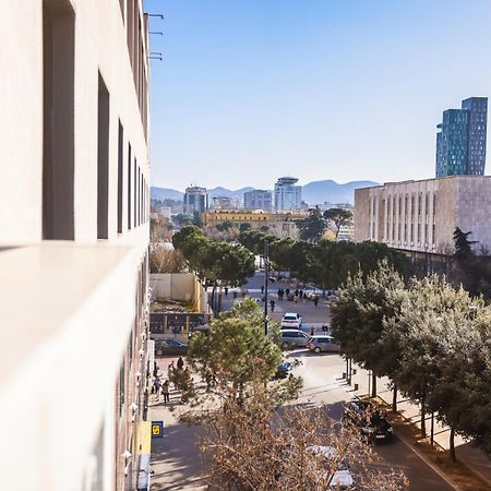 Viewpoint Central Apartment Тирана Экстерьер фото