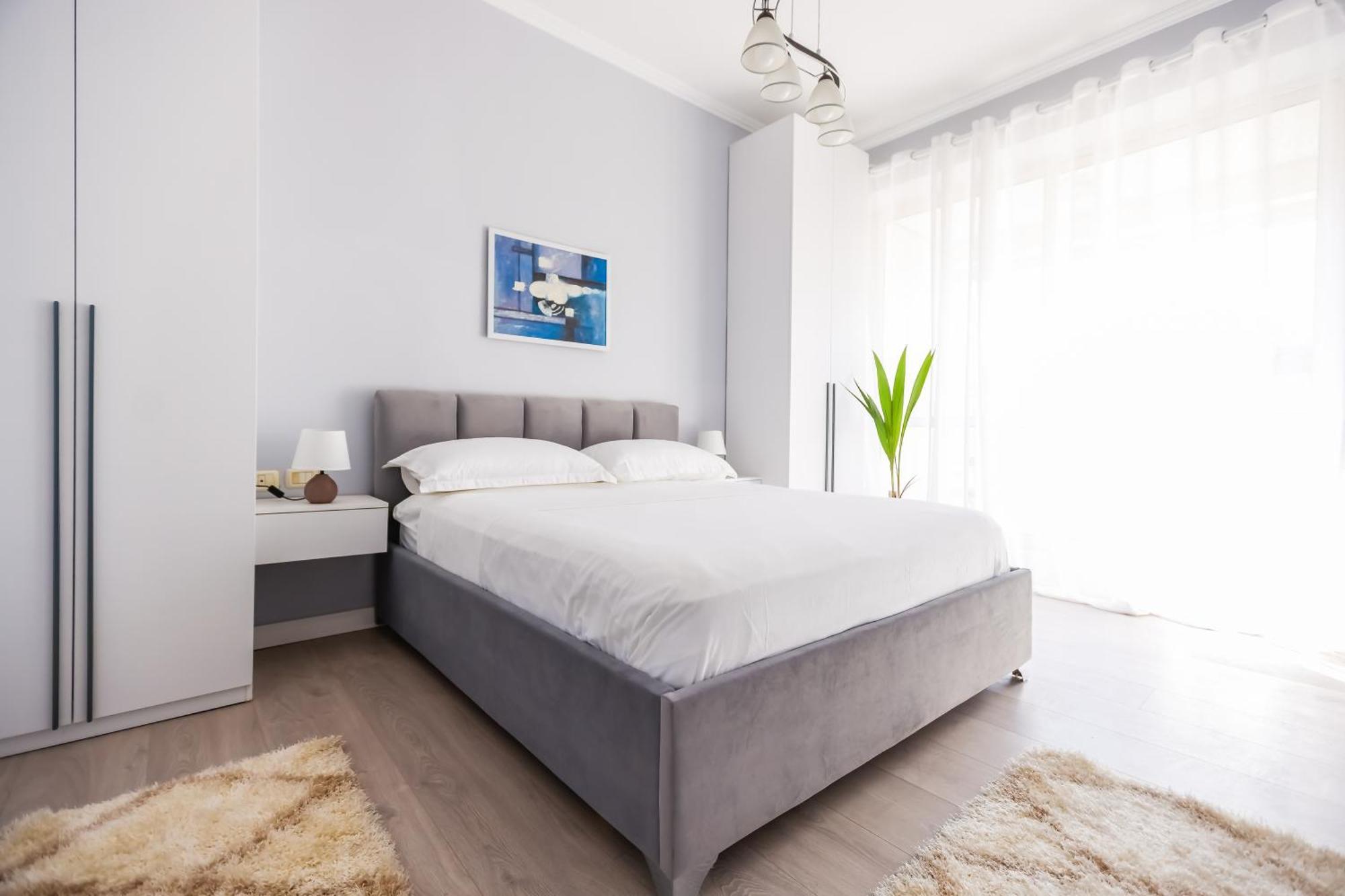 Viewpoint Central Apartment Тирана Экстерьер фото